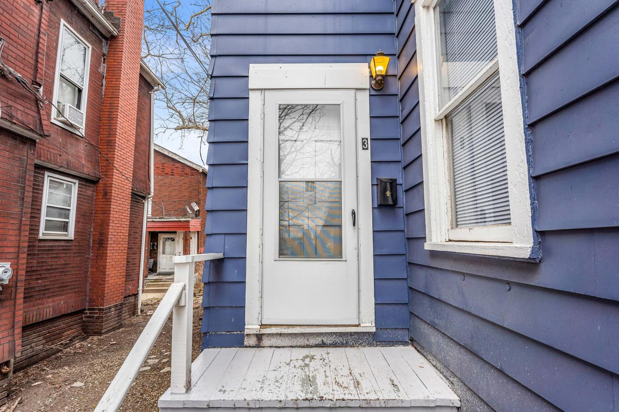 Historic Cozy Haven In Little Italy Apartment Cleveland Exterior photo